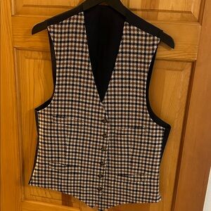Suitsupply Black and White Houndstooth Vest